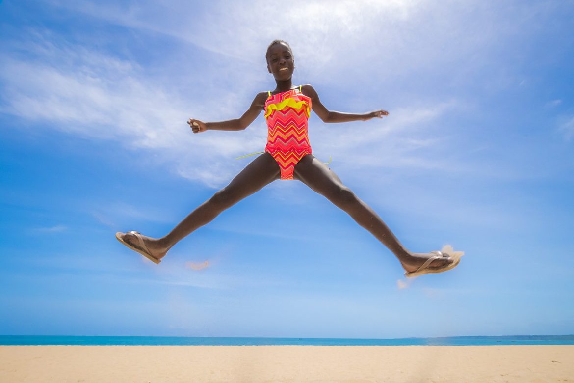 1280px-Beach_Jump