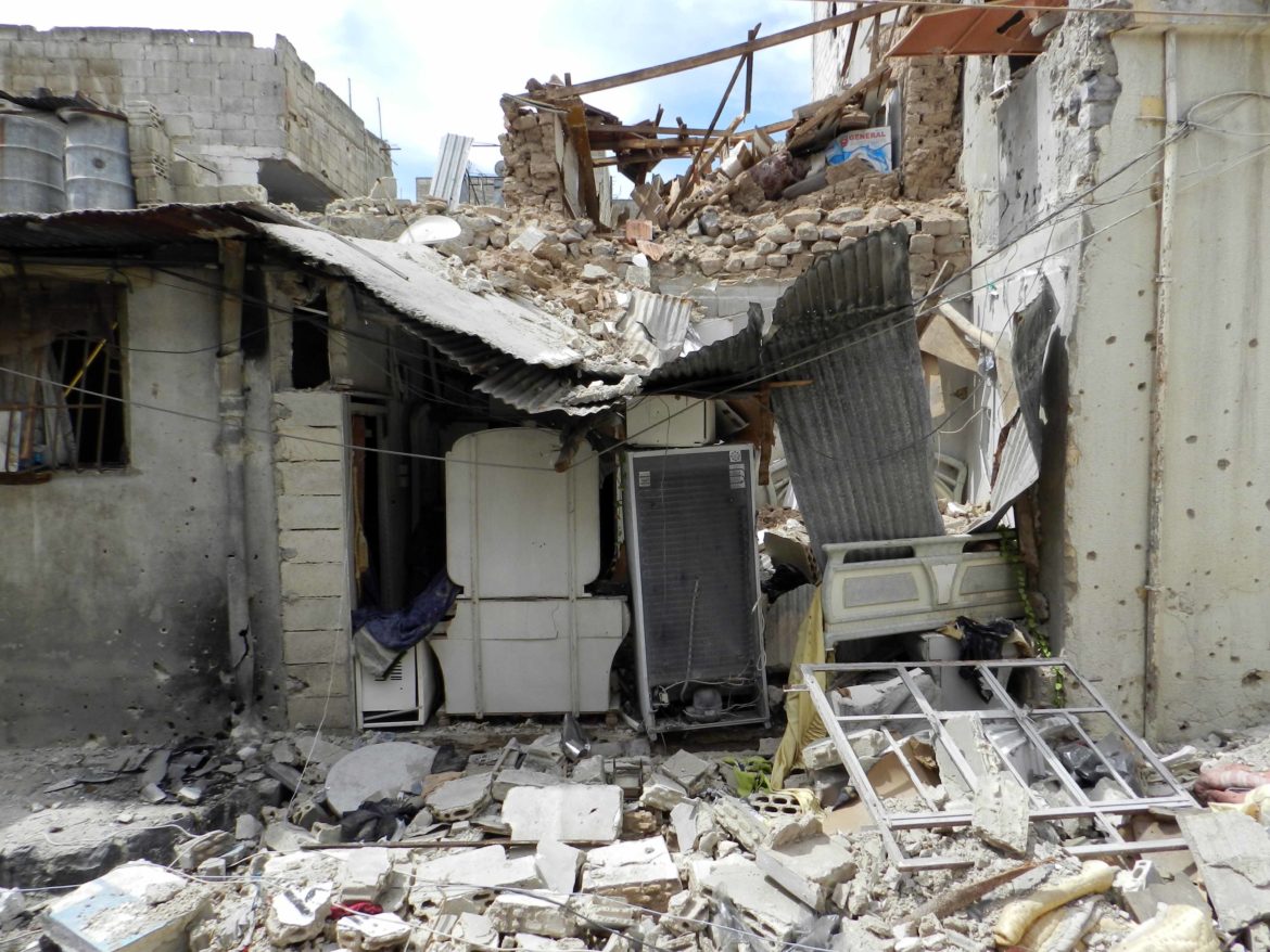 Destruction_in_Homs_(2)