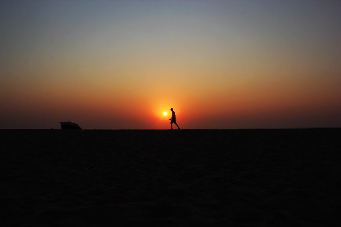 photo-1491907527119-9771ff8eb474